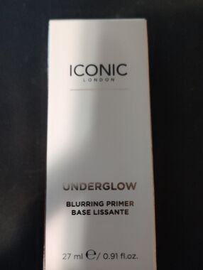 ICONIC London White & Gold Underglow Blurring Primer Packaging